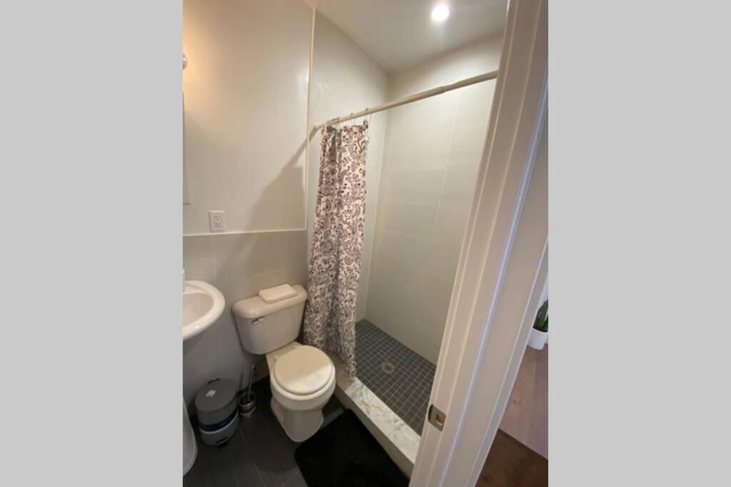 Brand New 2 Bed 2 Bath Apartment Centrally Located Filadelfia Exterior foto